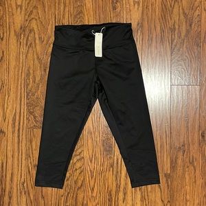 Women’s BALLEAY ART capri leggings. New with tags.
